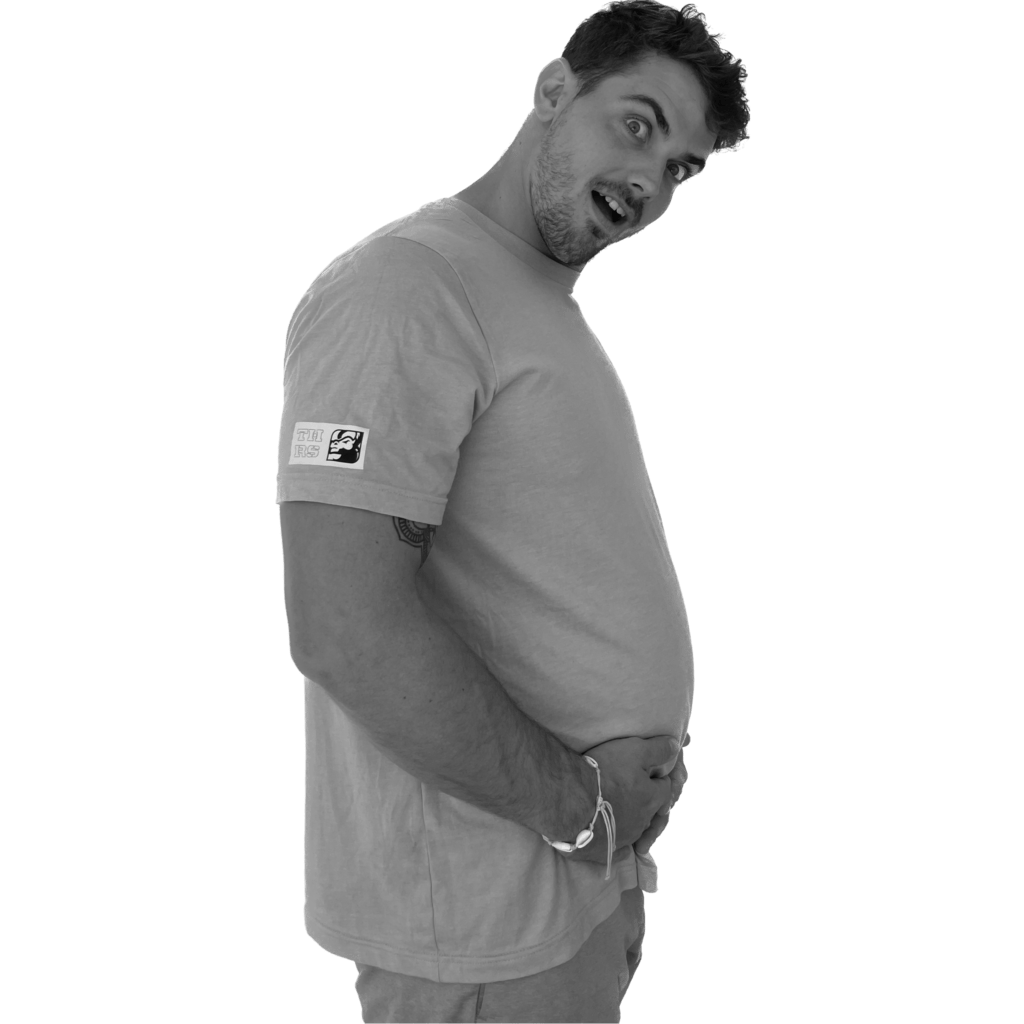 Un coach sportif personnel près à vous encourager dans votre perte de poids